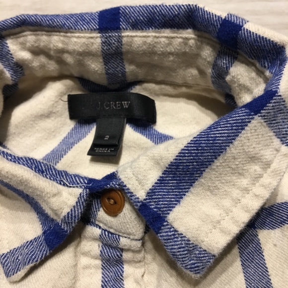 Boyfriend Shirt in Rockport Plaid - Picture 6 of 6